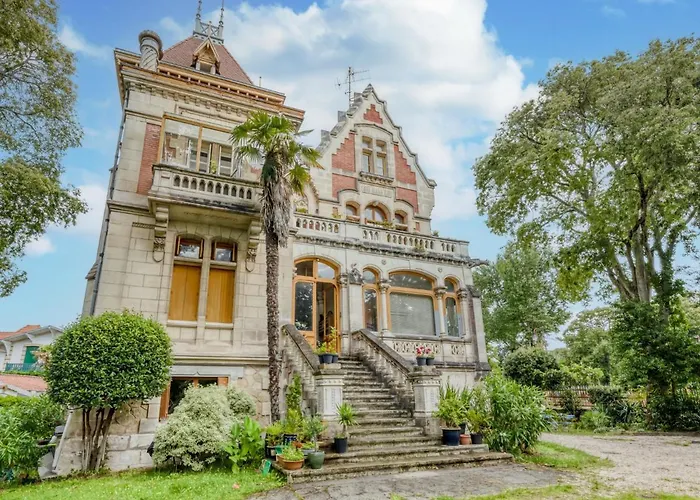 Girofle By Interhome アパート アルカション